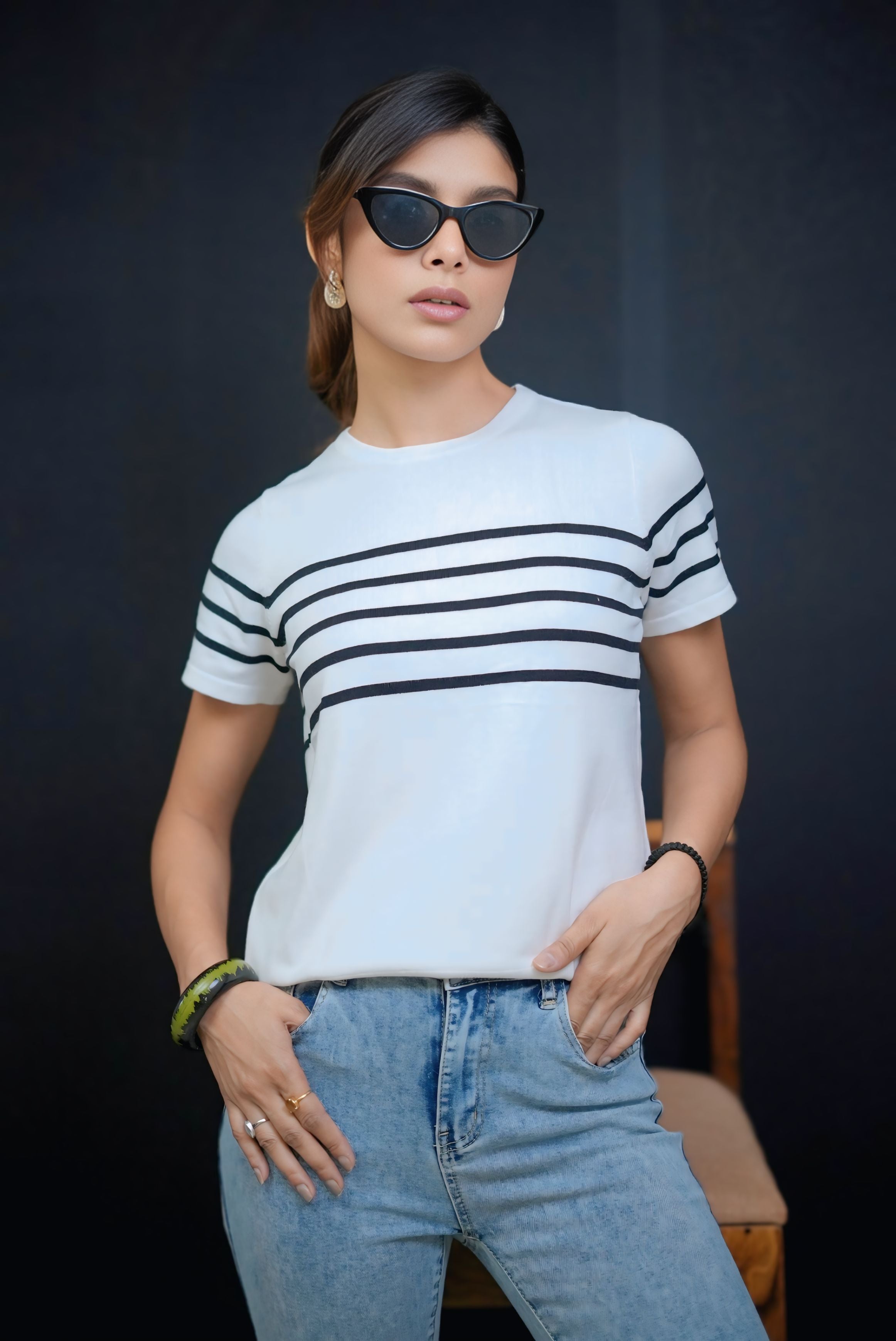 Pre-winter white tee #280905