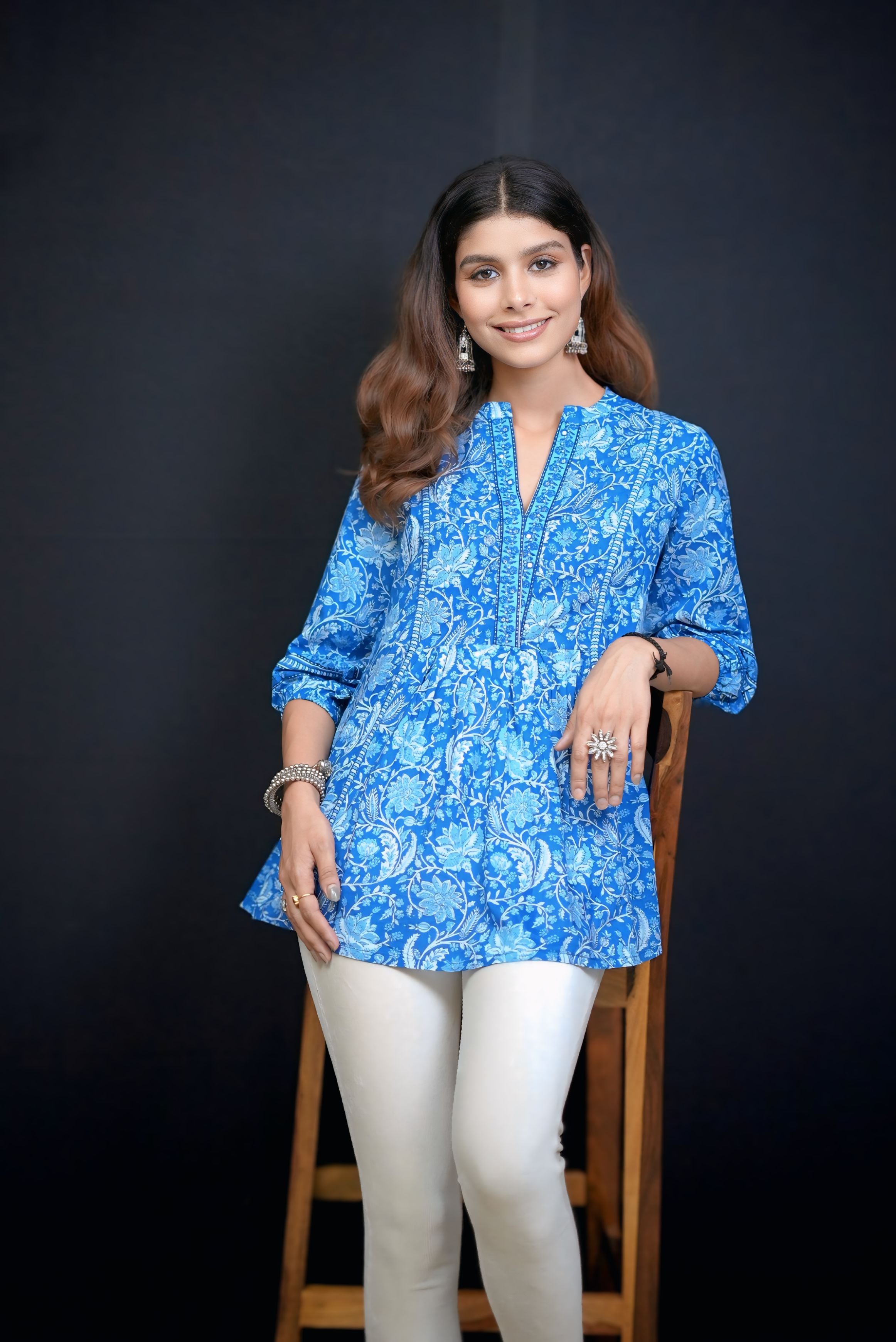 Blue floral cotton Indian top #280903