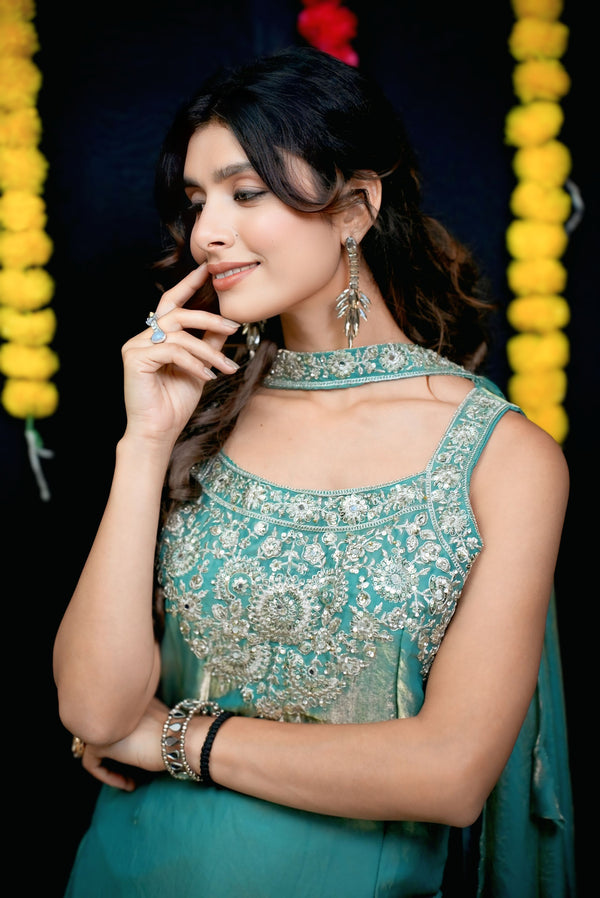 Green shimmer embroidery festival suit set #051003