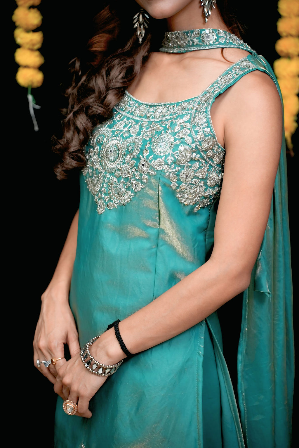 Green shimmer embroidery festival suit set #051003