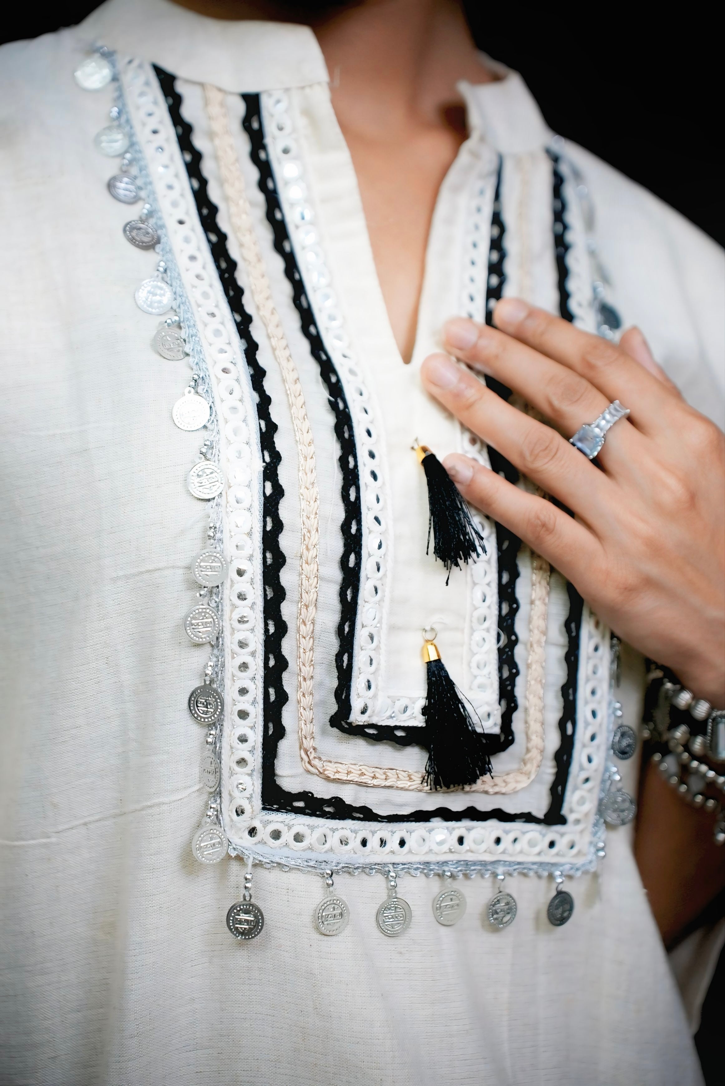 Beige embroidered kurta set #081005