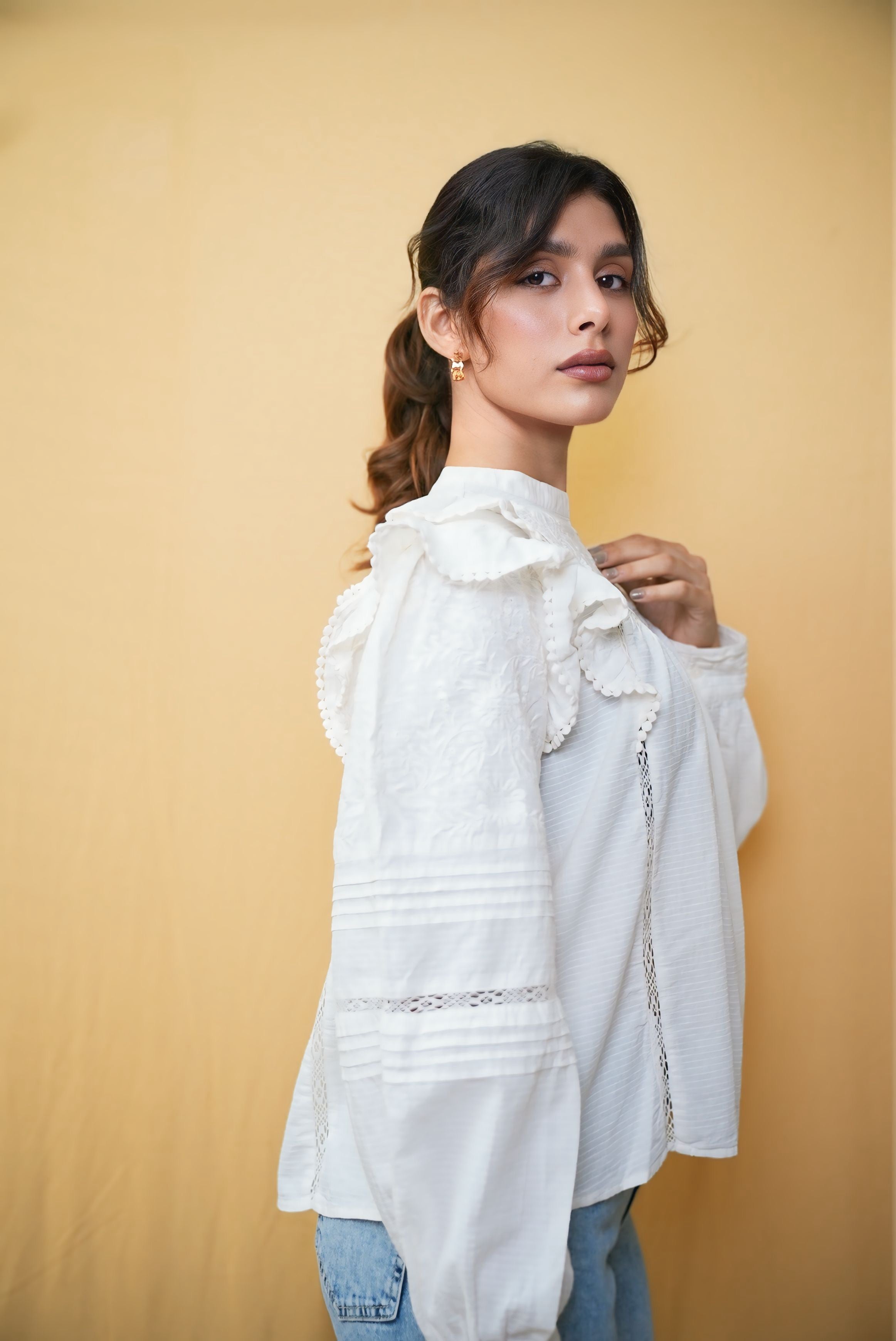 Off white full sleeve lace blouse #220901