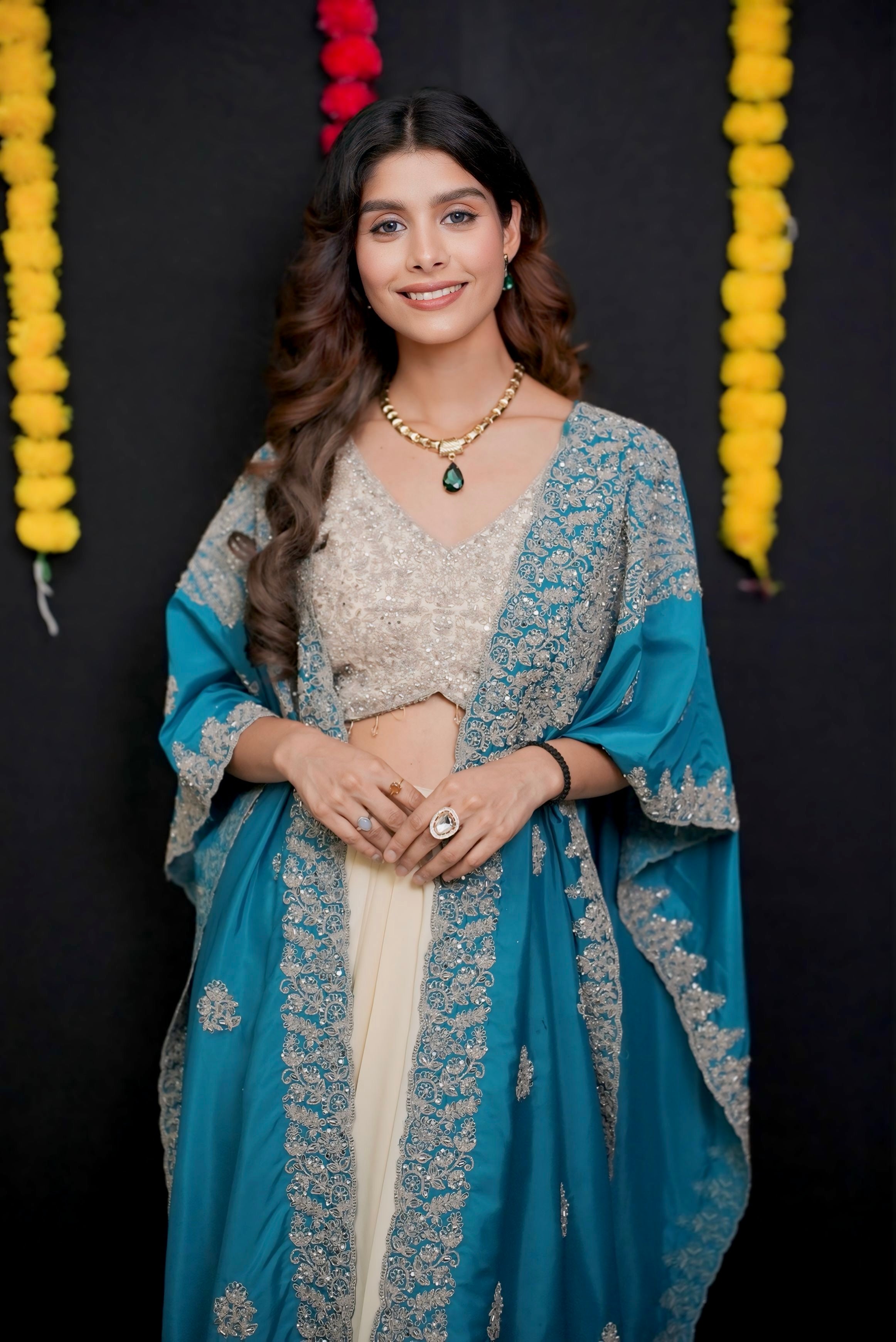 Turquoise & Cream skirt and top #041002