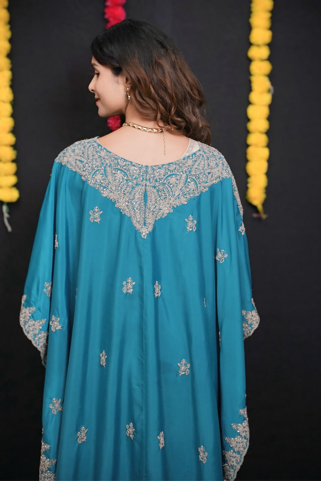 Turquoise & Cream skirt and top #041002