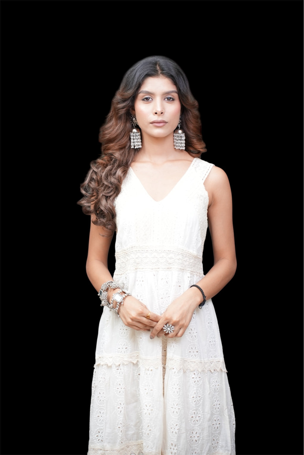 Exclusive-Off white v neck maxi dress #210903