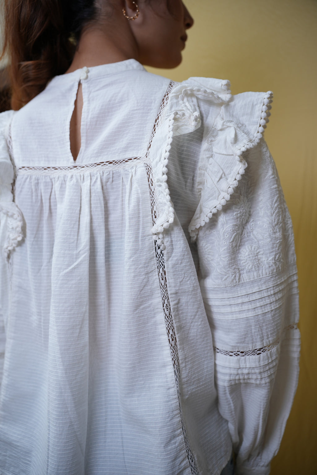 Off white full sleeve lace blouse #220901